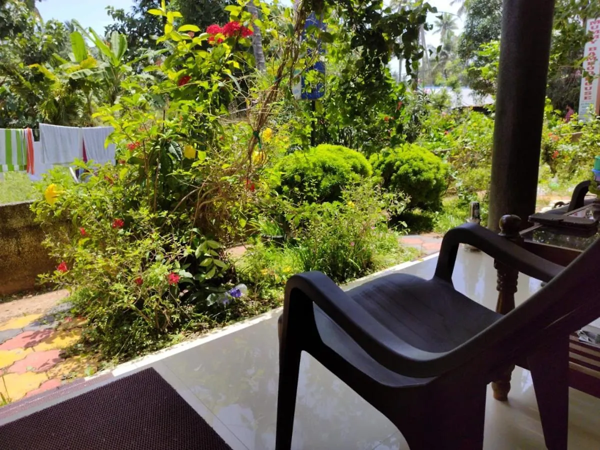Rajpalace Homestay 0*, فاركَالا